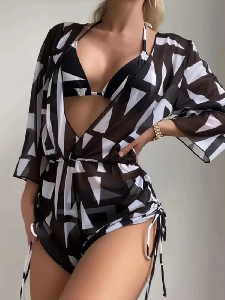 Bikini de 3 piezas con estampados